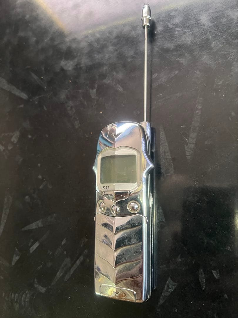 【激レア】石井竜也さんデザイン携帯電話 K-TI