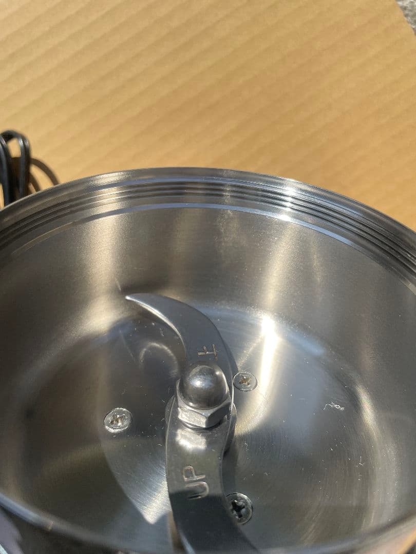 家庭用強力製粉機「コナッピー」家庭用ミルの数倍以上の粉砕力