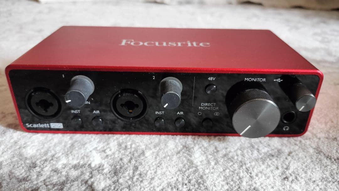 Focusrite Scarlett 2i2 Gen3オーディオインターフェイス
