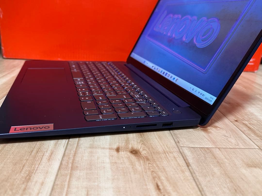 s*t様 [2024モデル] Lenovo Ideapad Slim3 Gen8