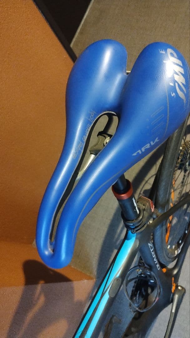 【美品】BH　クオーツQUARTZ　Disc　フルカーボン　105　油圧