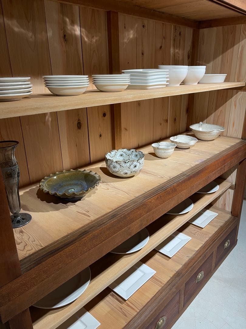 水屋箪笥　稀少　当時物　大型　ガラス棚　食器棚　収納棚　上下分割　什器　古家具