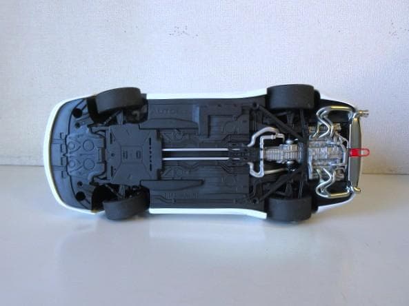 ミスターポンさん専用 AUTOart (1/18) ポルシェ 911 GT3R