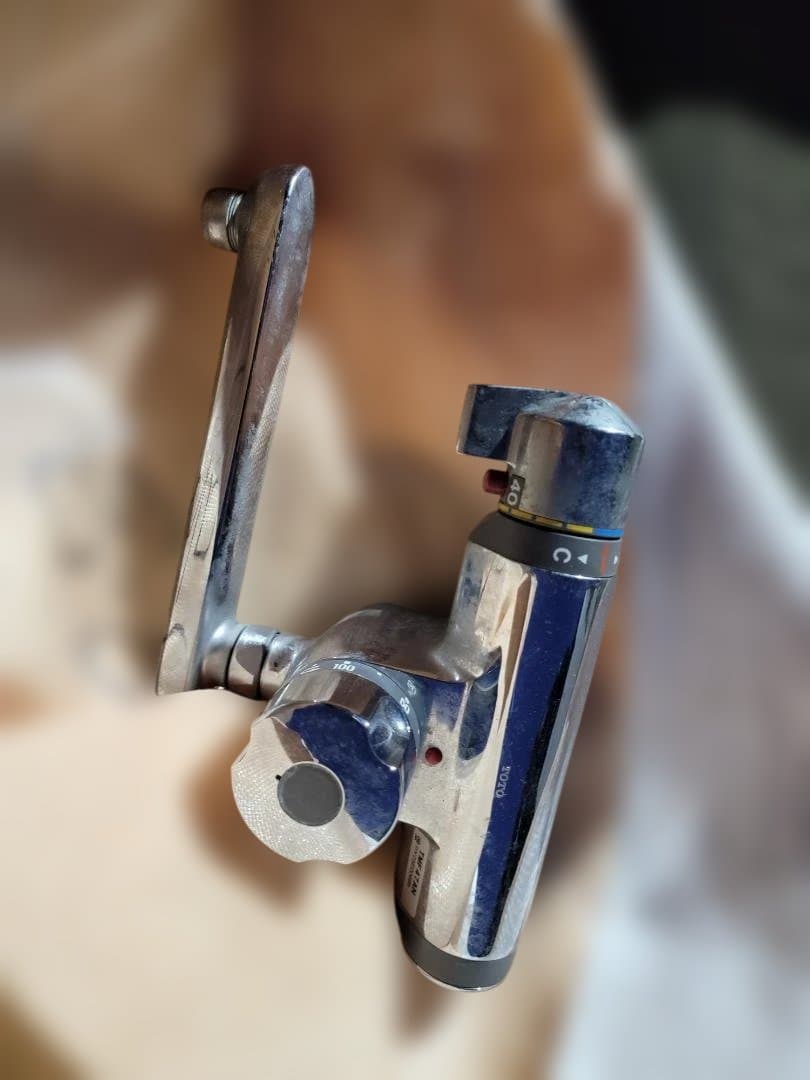 TOTO 定量止水付きシャワーサーモ水栓 TMF47AN