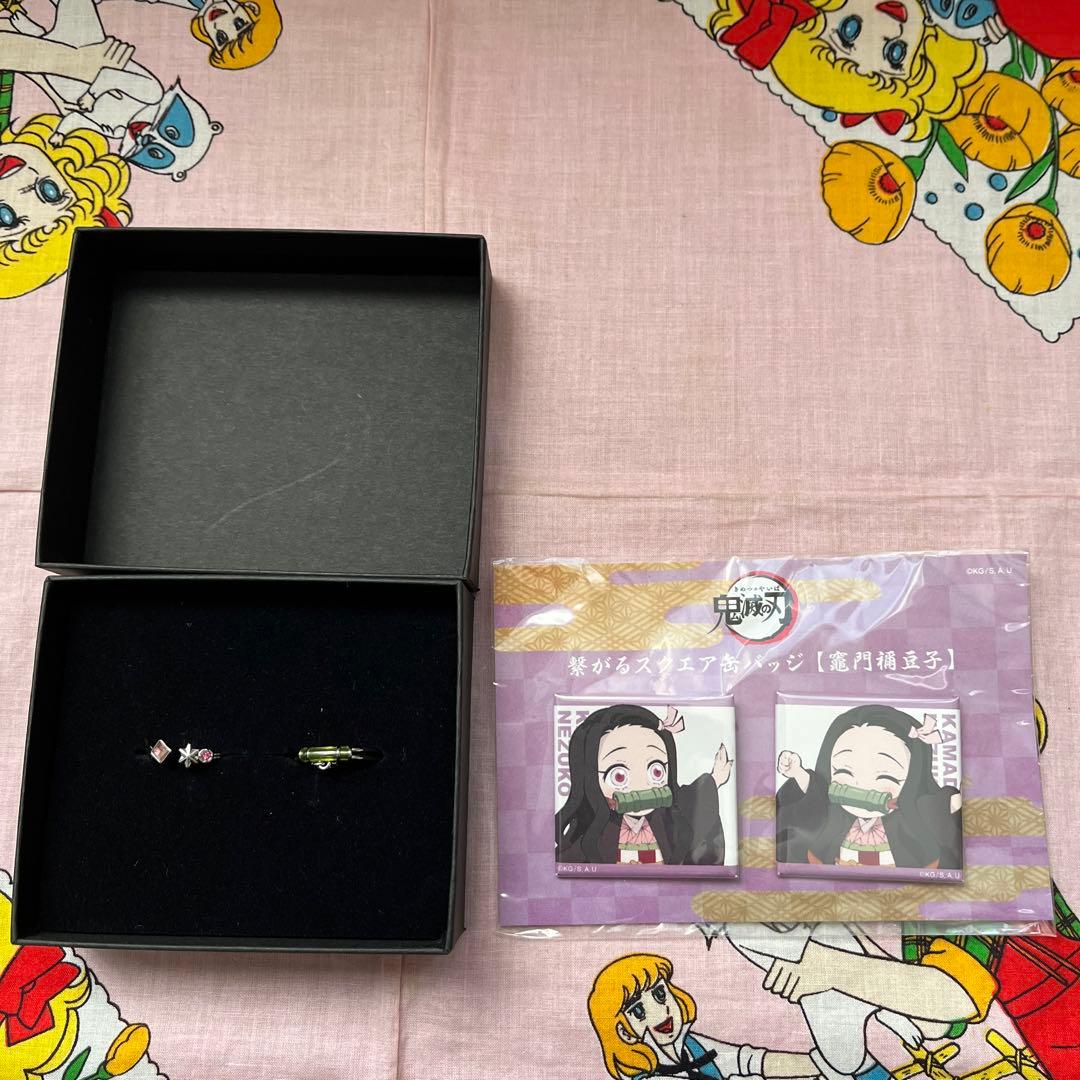 鬼滅の刃　ねずこリングと缶バッジ