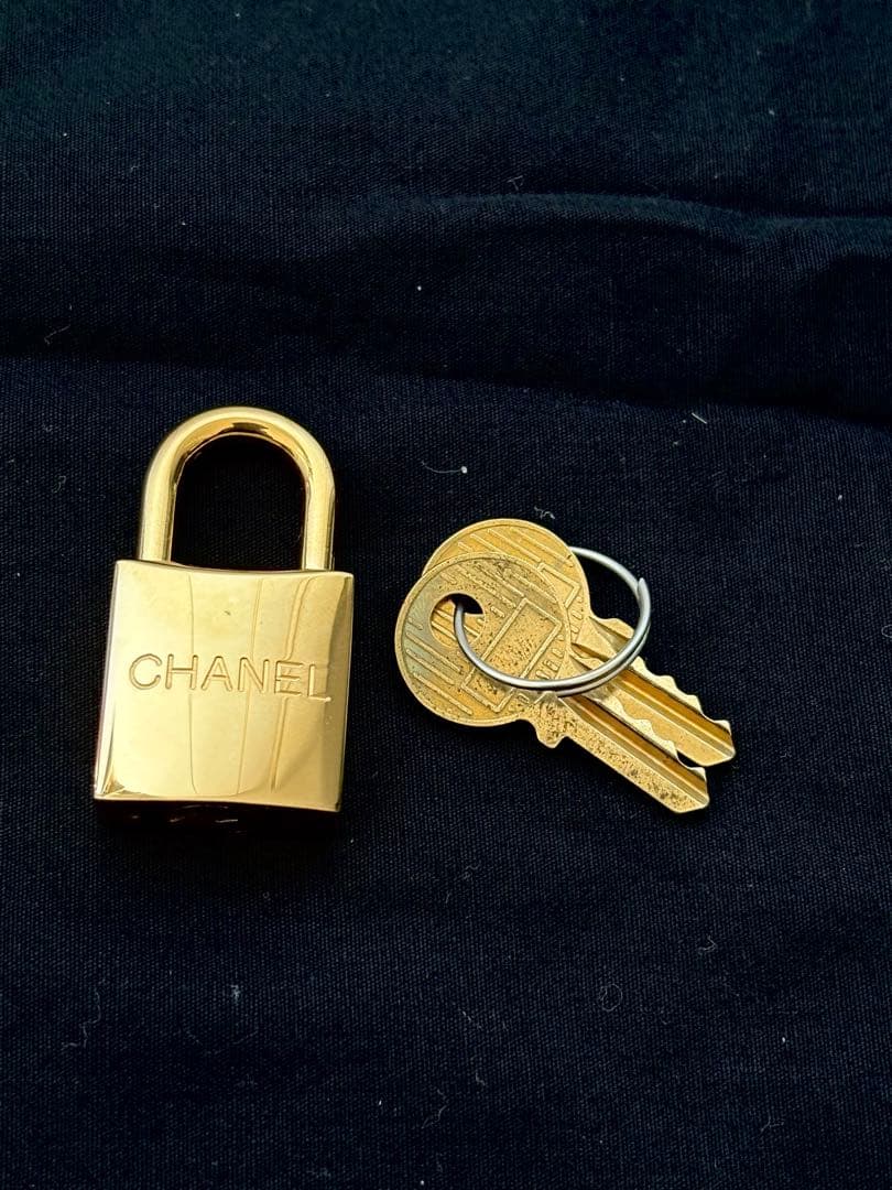 シャネル ココマーク カデナ キー2本付き パドロック 南京錠　レア
