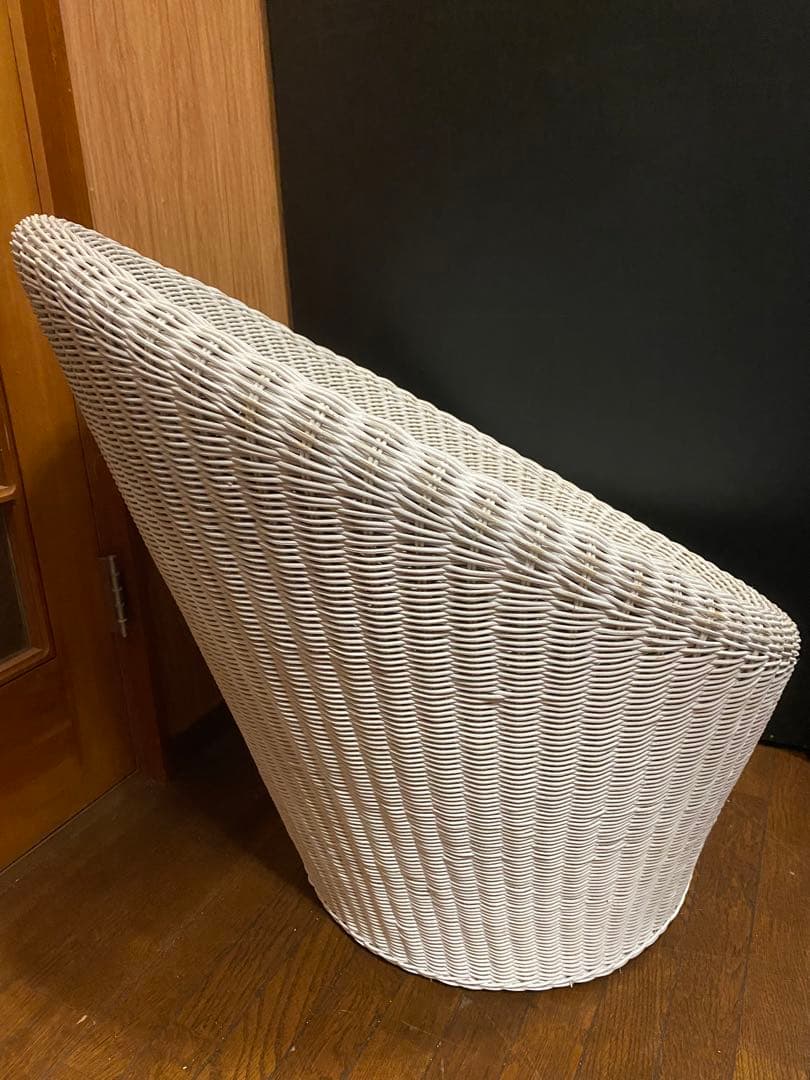 希少♦️ホワイト ラタン♦️高級 エッグチェア♦️リゾート ガーデンチェア♦️送料込