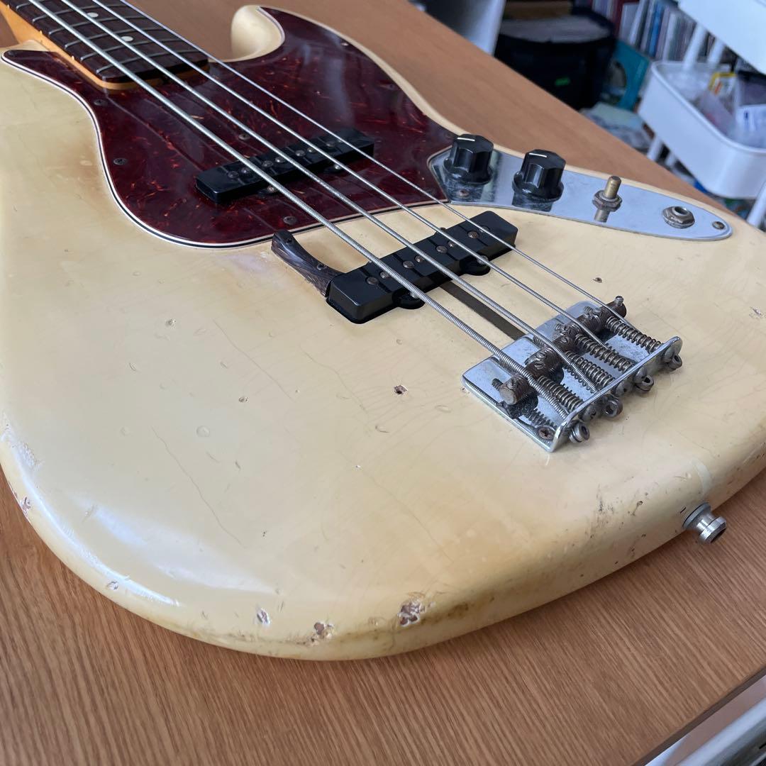 ベース Fender USA American Vintage 62 Jazz Bass