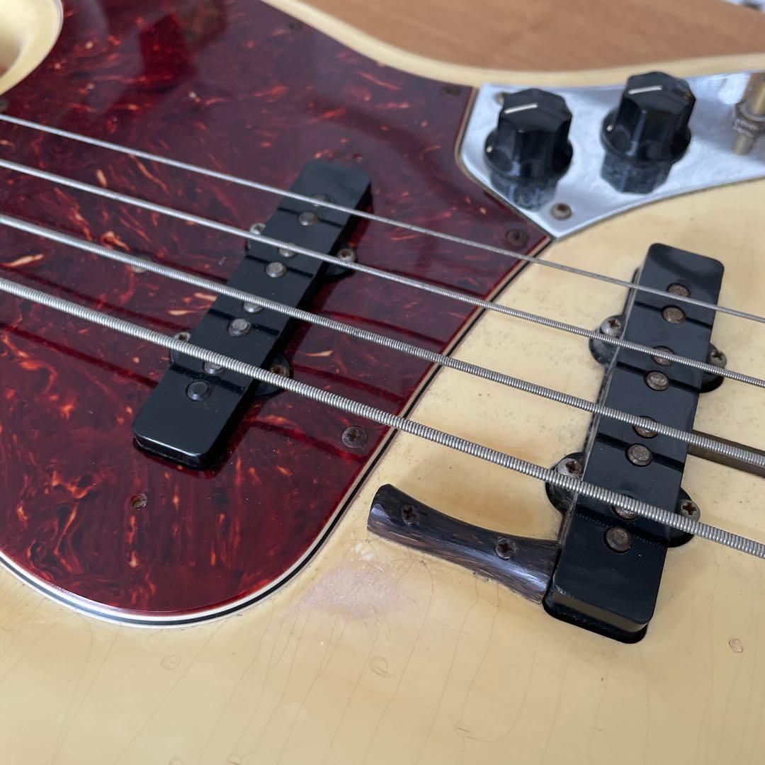 ベース Fender USA American Vintage 62 Jazz Bass