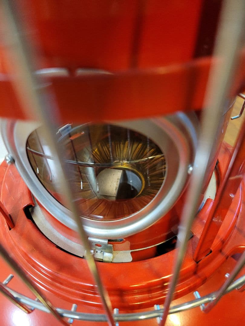 アラジン　ガスストーブ 赤　早い者勝ち