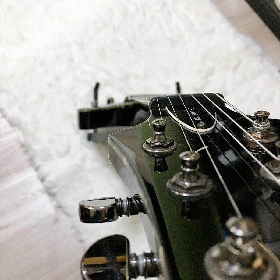 希少！ スルーネック SCHECTER C-1 ARTIST LIMITED