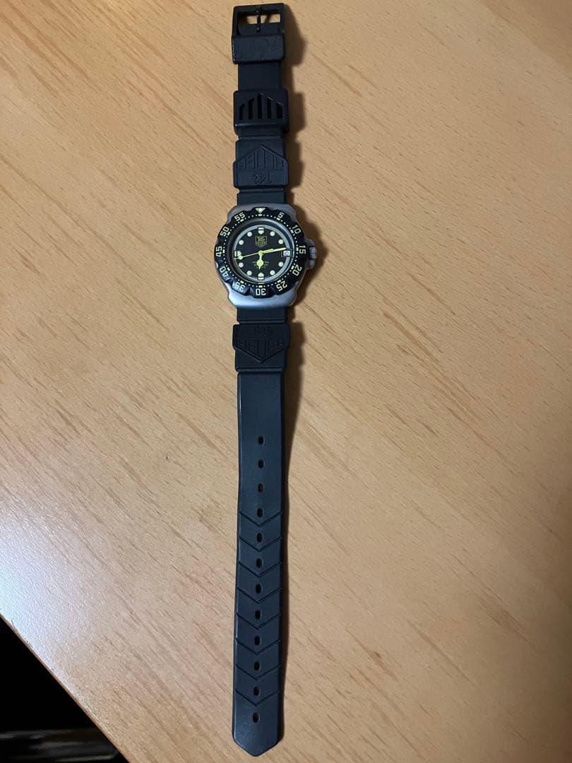 メ*ン様 タグホイヤーフォーミュラ1 ボーイズ