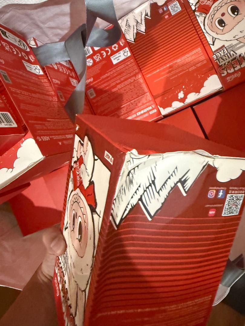 THE MONSTERS LABUBU ぬいぐるみコーラCOCA-COLA開封品