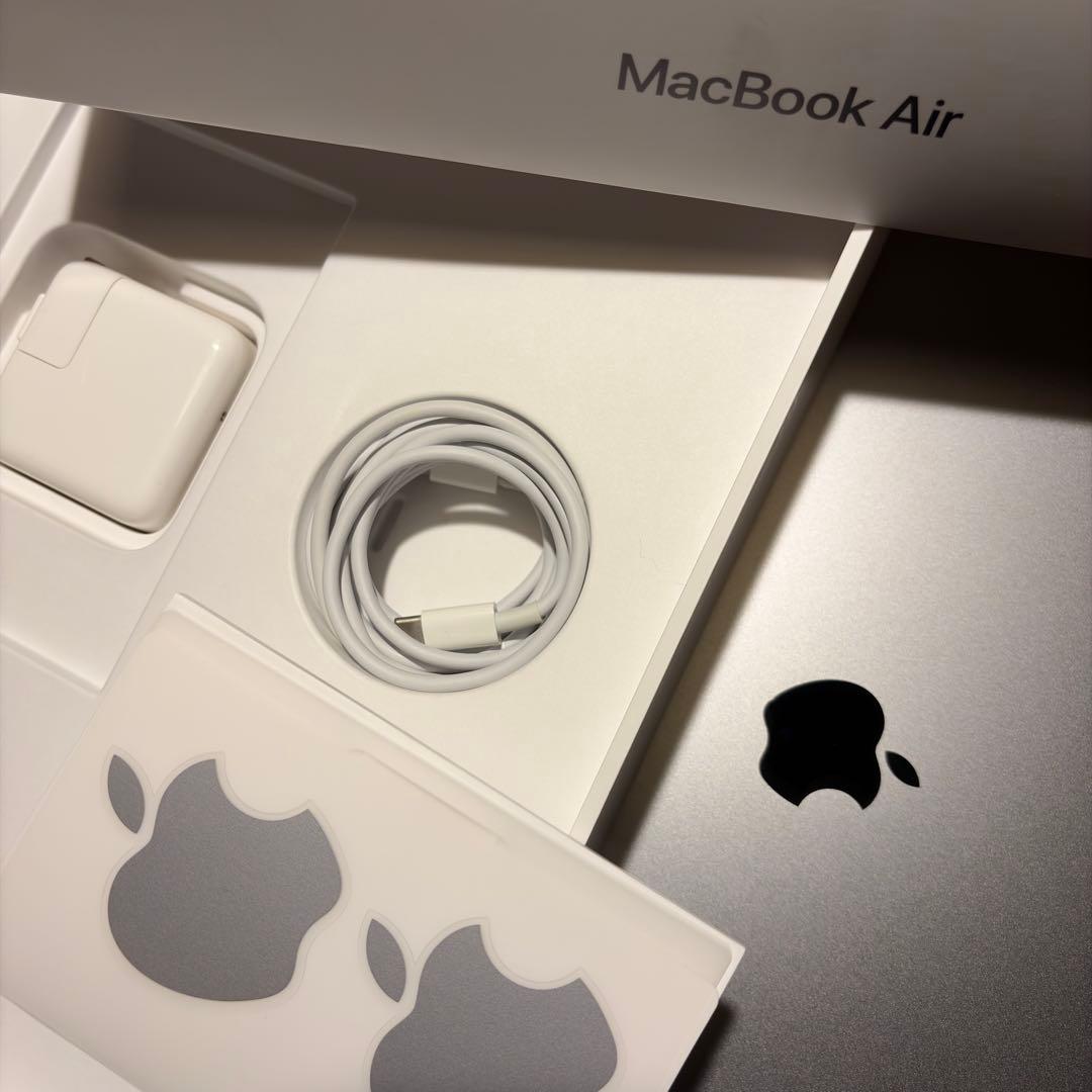 MacBook本体 MacBook Air Retina, 13inch