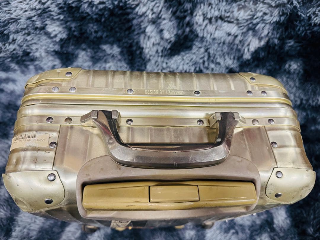 RIMOWA リモワ 915.52 2輪 キャリーバッグ 35L ゴールド