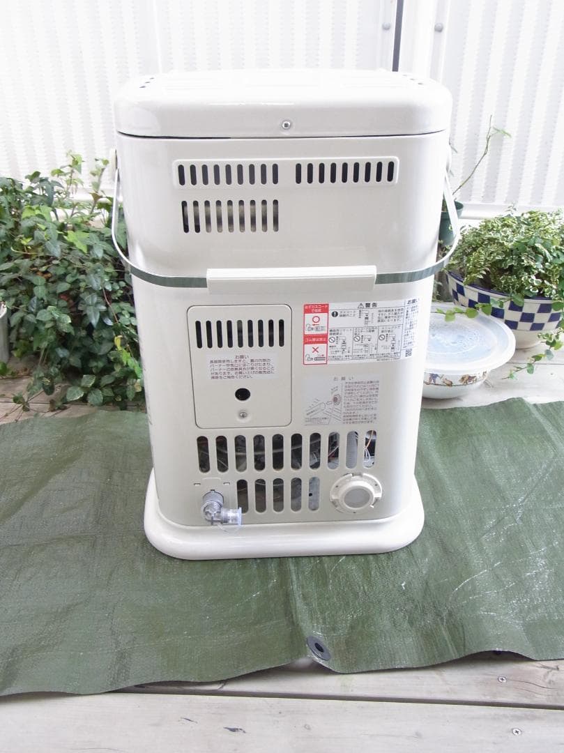 Rinnai ガス赤外線ストーブ　R-852PMS 3-402　（ホース付き）