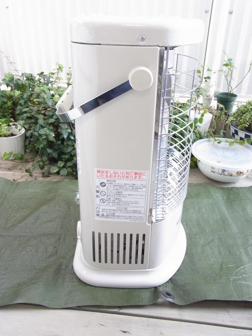 Rinnai ガス赤外線ストーブ　R-852PMS 3-402　（ホース付き）