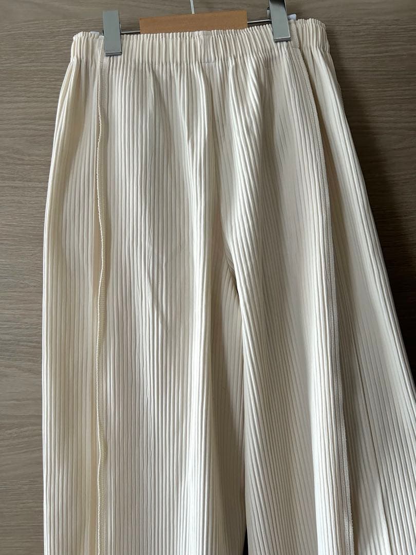 ISSEY MIYAKE MEイッセイ ミヤケ プリーツ ワイドパンツ