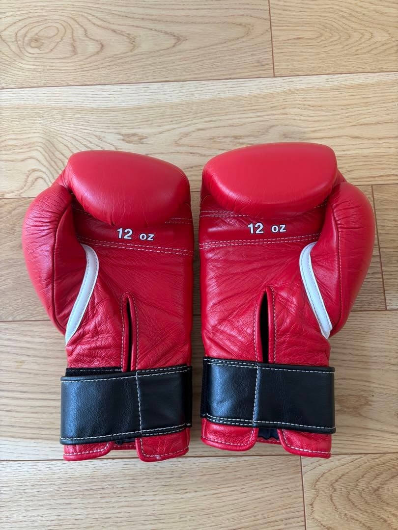 て*ん様 最終値下げ　美品　ウイニング　ボクシンググローブ 12 oz