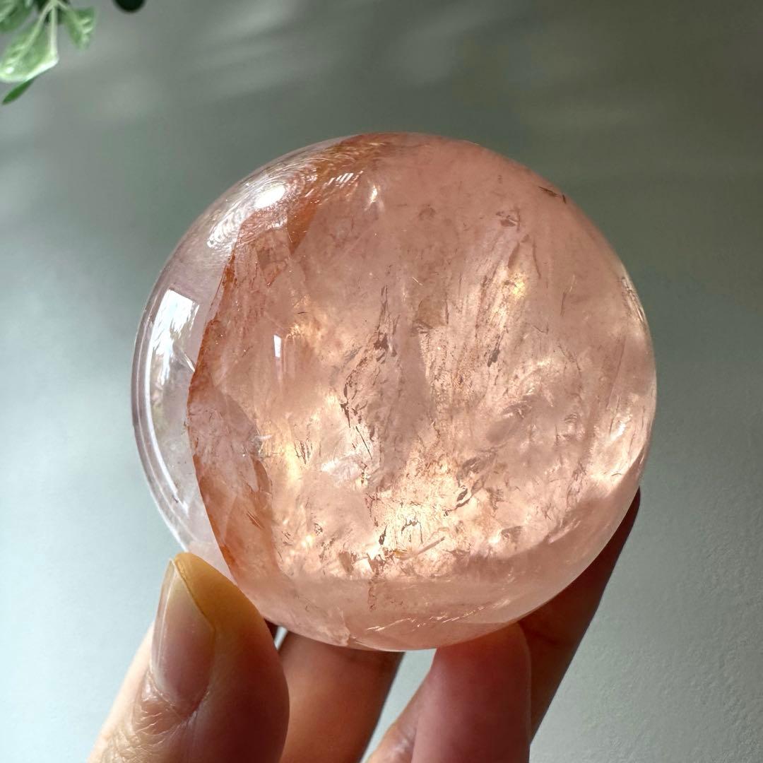 ファイアジェミーローズクォーツ　スフィア　スターフラッシュ　5.6㎝