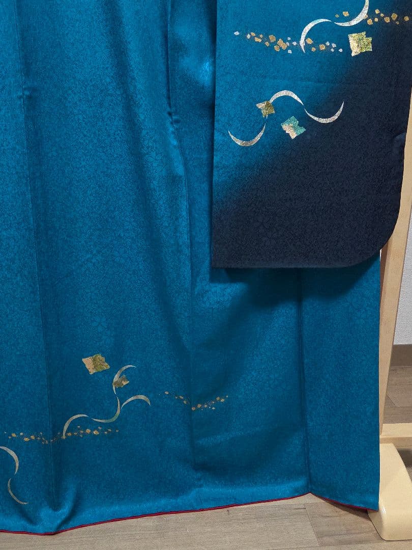 C5◆着物くつろぎ 桜に三日月模様 金銀彩 青緑 袷 正絹 成人式 振袖 着物