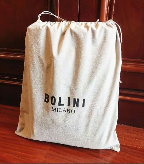 新品未使用/高級感■BOLINI■レザークロコダイル型押し/ビジネスバック