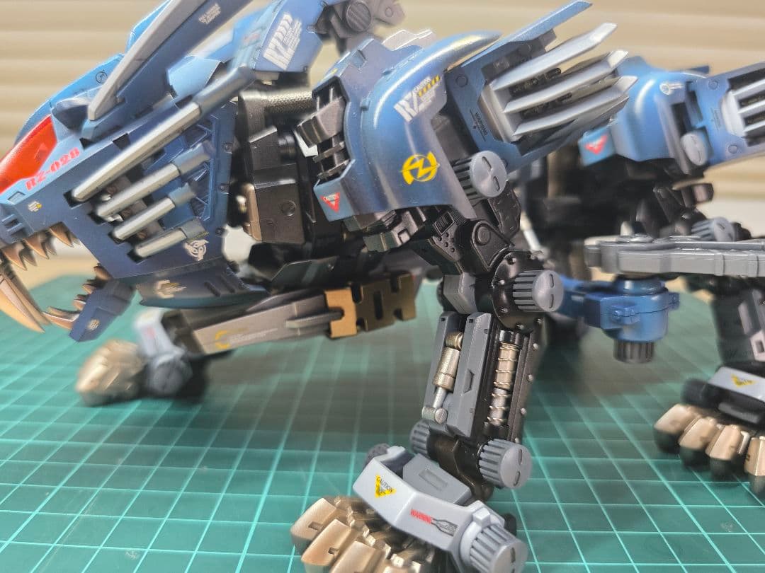 HMMゾイドブレードライガー全塗装(完成品)