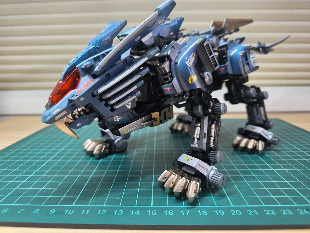 HMMゾイドブレードライガー全塗装(完成品)