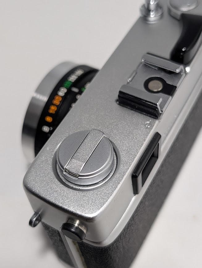 【露出計動作品】 KONICA C35 FD レンジファインダー フィルムカメラ