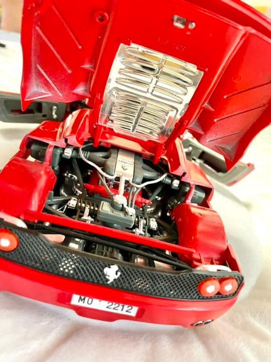 フェラーリ Ferrari 1/18 スケール 模型 F50 本格 プラモデル