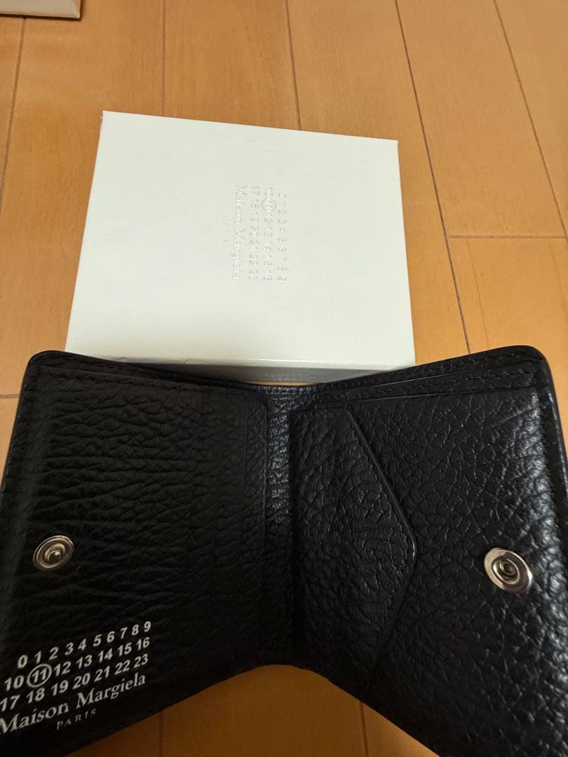 Maison Margiela ブラックレザー二つ折財布