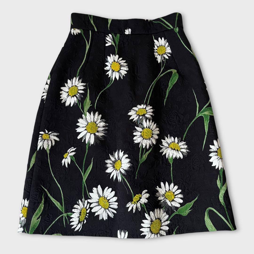 美品 ドルチェアンドガッバーナ 花柄 スカート 38