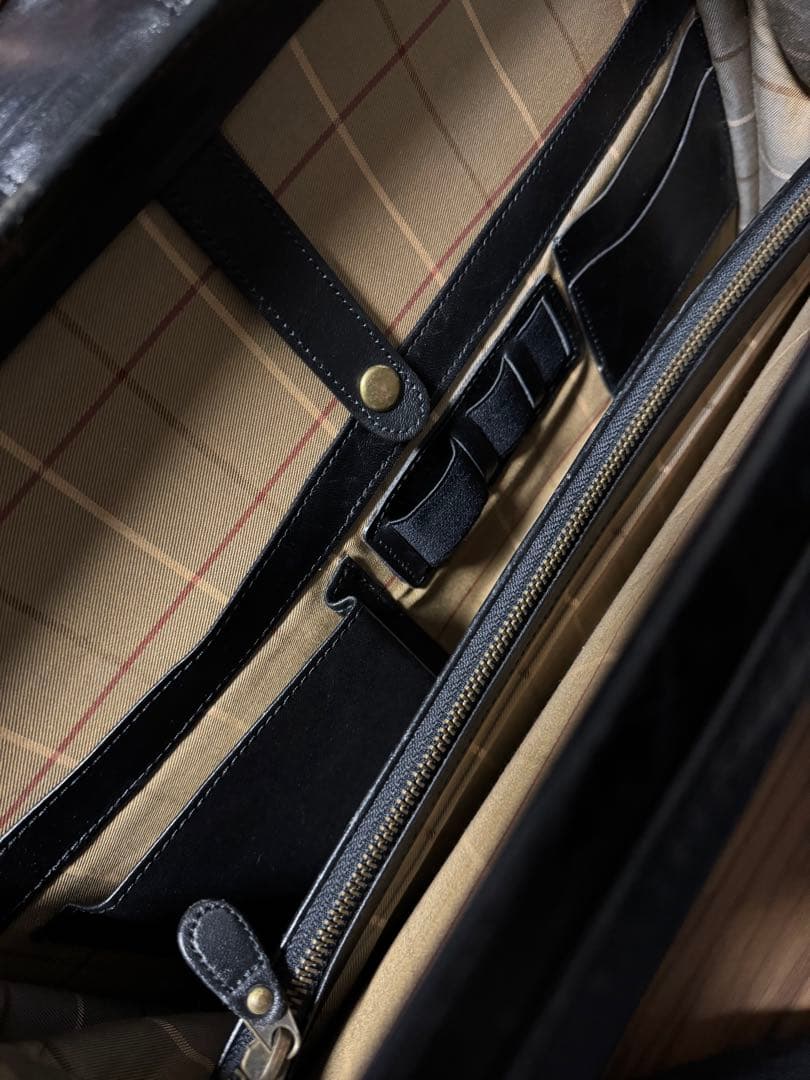 マ*リ様 【希少・鍵付き】バーバリー ダレスバッグ ビジネスバッグ シボ革 ノバ