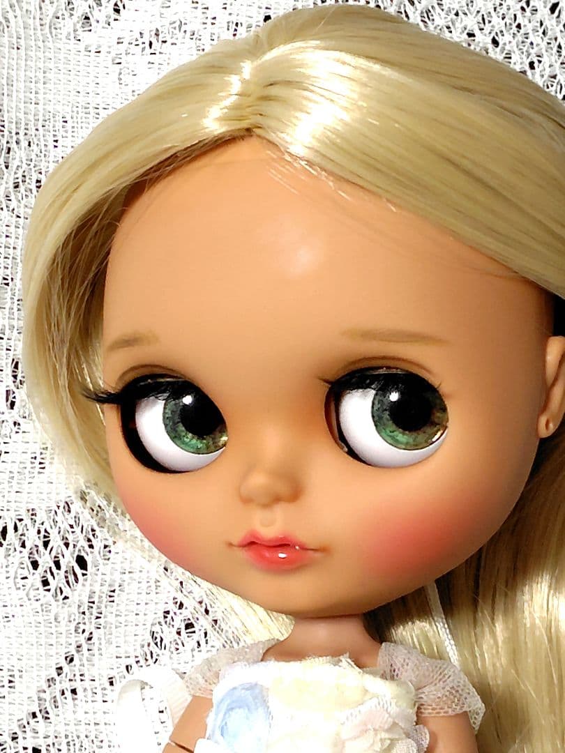 カスタムアイシードール