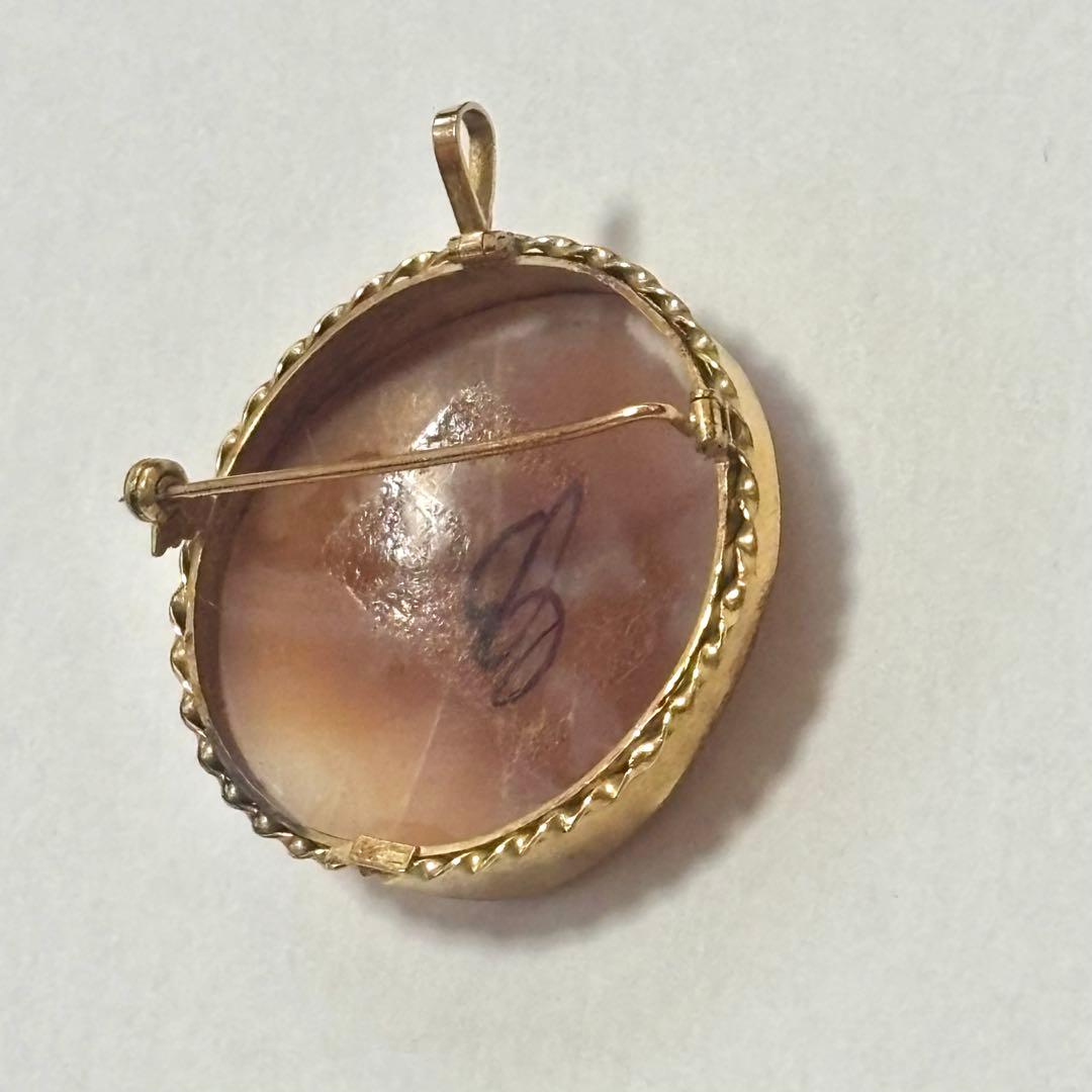 イタリア　カメオ　K12 ブローチ　ペンダントトップ　ネックレス