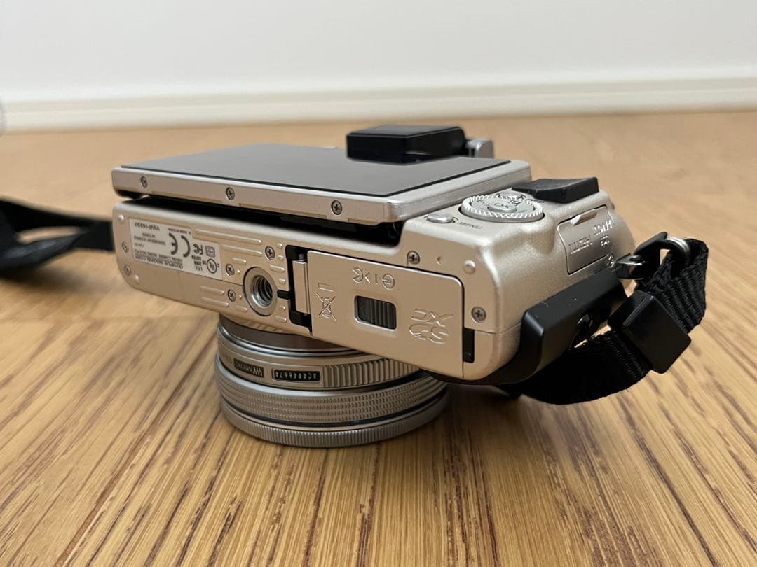 OLYMPUS PEN Lite E-PL6 ダブルズームレンズセット