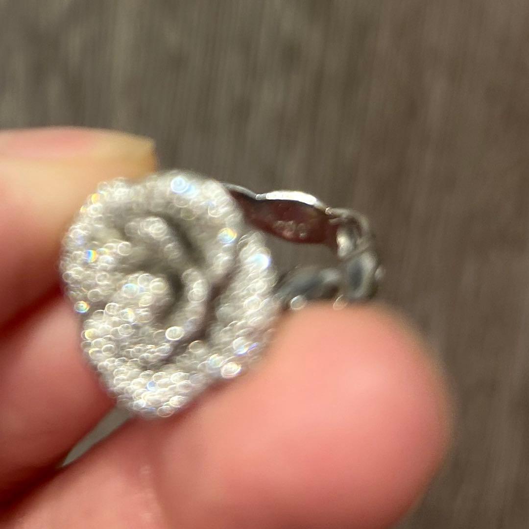 リング　お花　ダイヤ