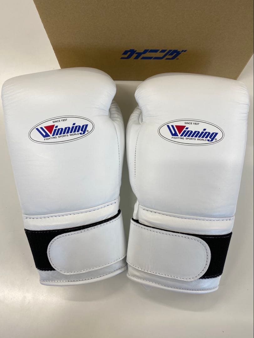 Winning ボクシンググローブ 14 oz ホワイト