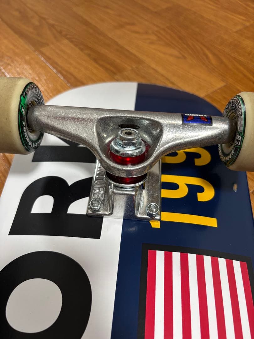 ZOO YORK コンプリートスケートボード　8.0インチ