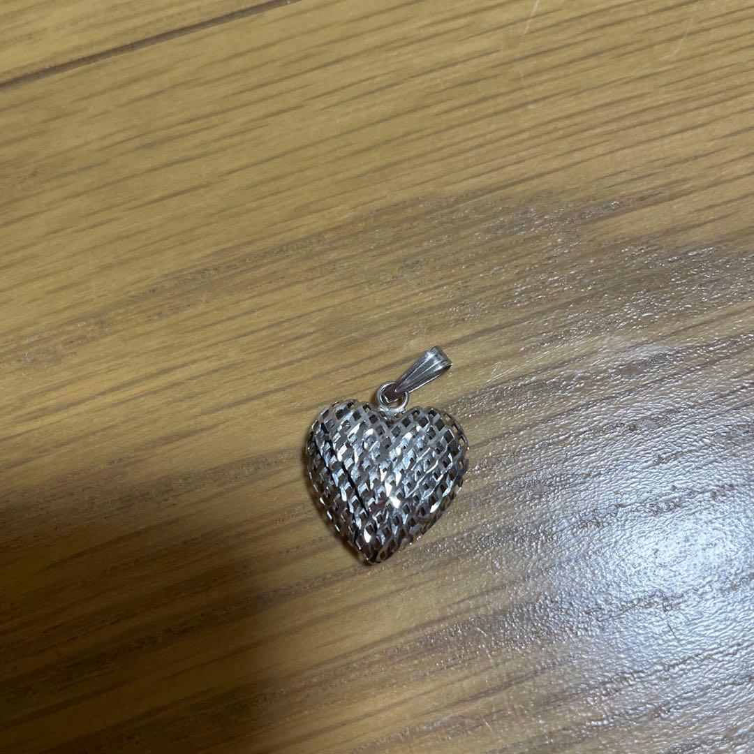 14K刻印あるネックレスペンタンド