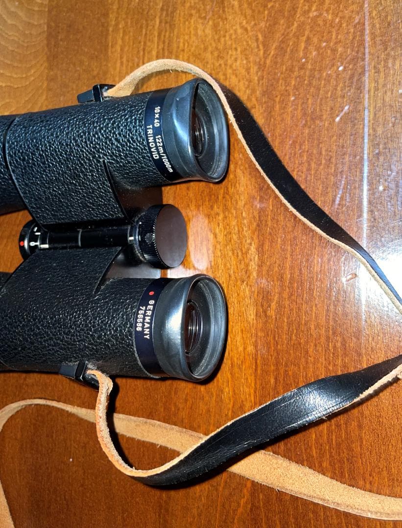 ドイツ産双眼鏡　Leitz Trinovid 10x40