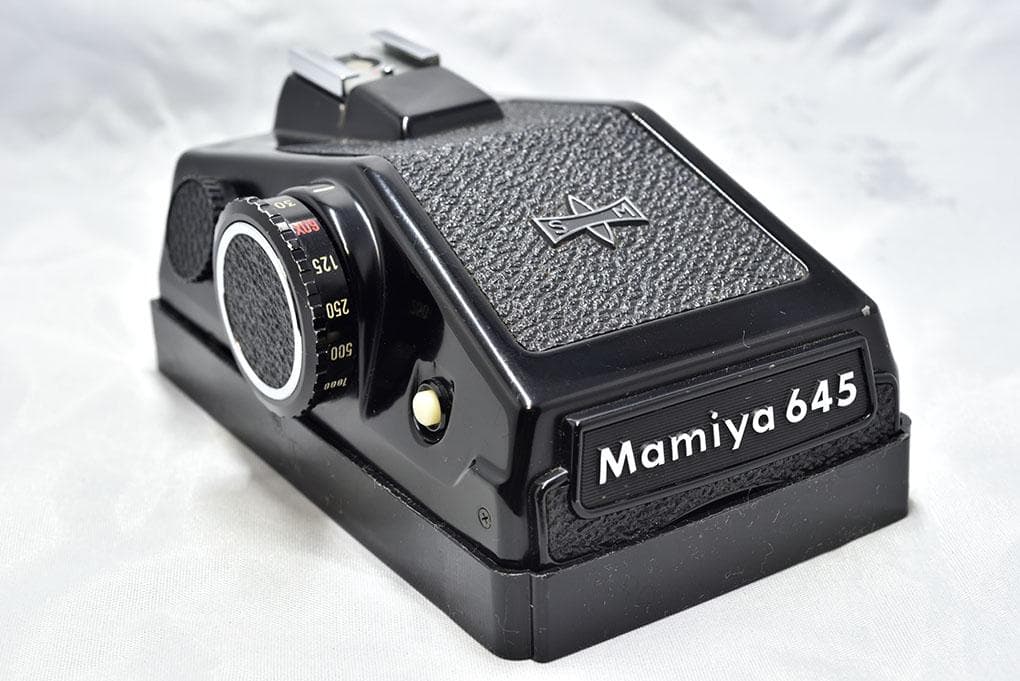 マミヤ Ｍ６４５ 一眼レフカメラ（ＰＤプリズムファインダー付）