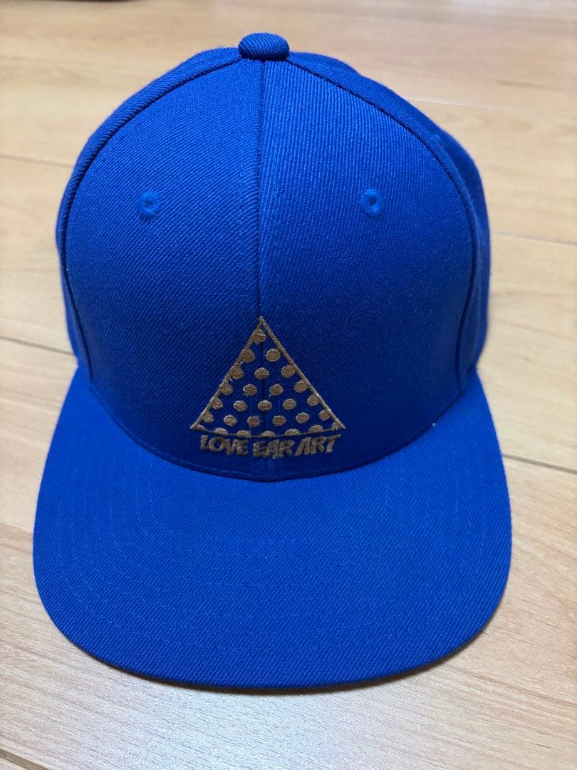 LOVE EAR ARTキャップ ラブイヤーアート　ブルー