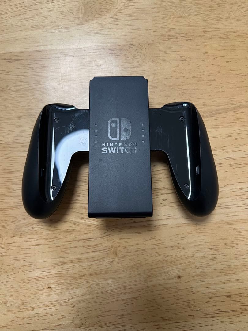 NintendoSwitch 本体 ハンドル付き