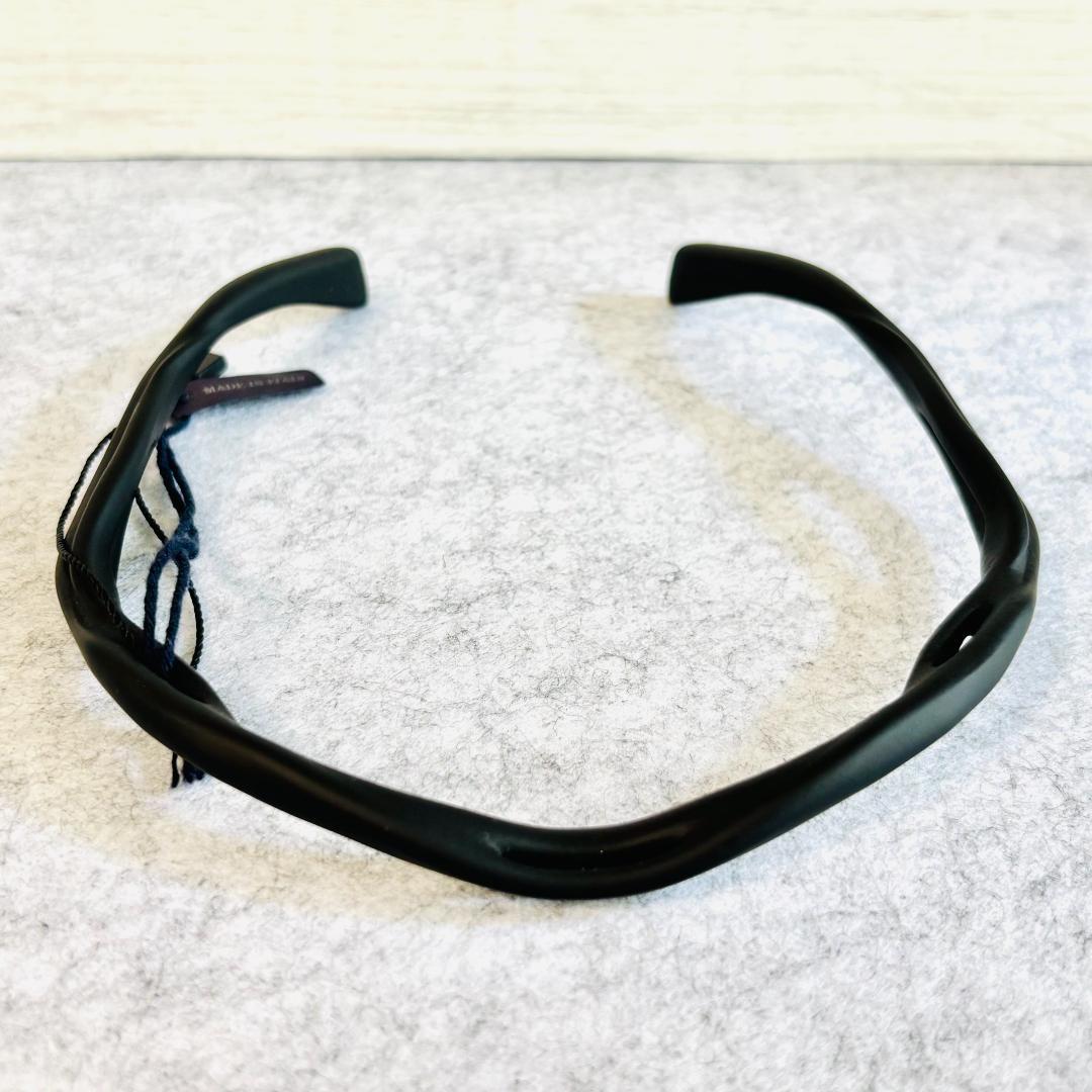 プラダ カチューシャ ヘアバンド　ブラック　ユニセックス　PRADA