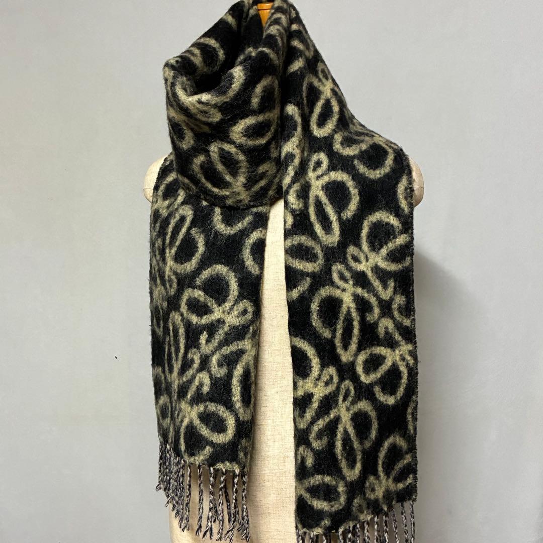 【LOEWE】アナグラム マフラー（アルパカ＆ウールブレンド）