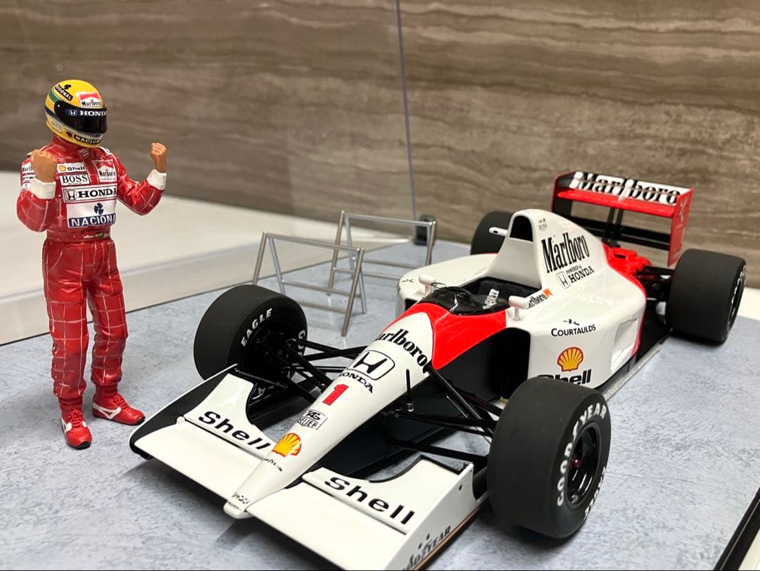 オートアート 1/18 マクラーレン MP4/6 1991 日本GP A.セナ