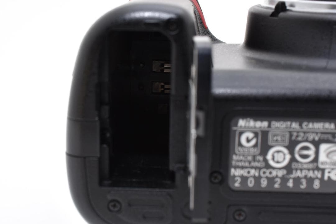 ★撮影枚数4,612枚・一部不良品★ ニコン D5000 ボディ #21154