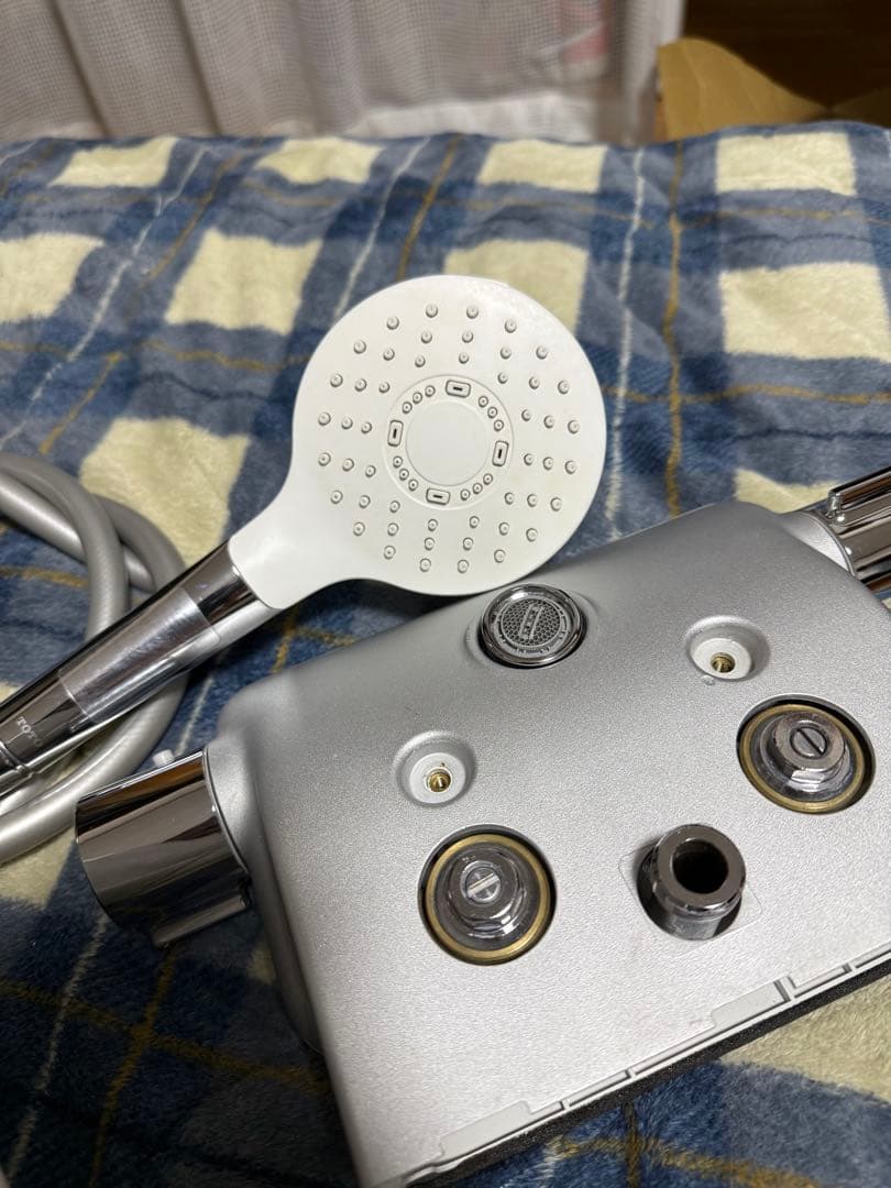 美品　TOTO シャワーヘッド