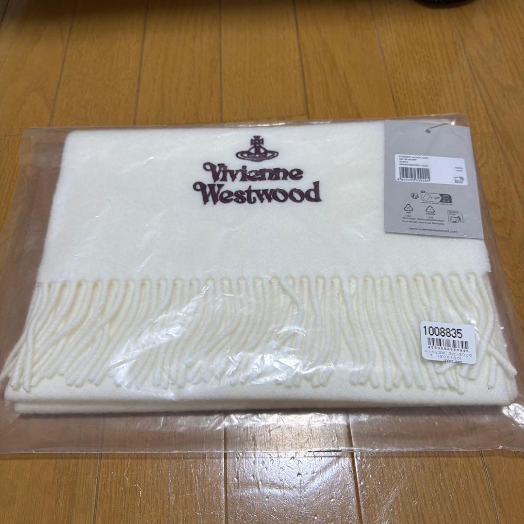 ヴィヴィアンウエストウッド マフラー　白　タグ付き